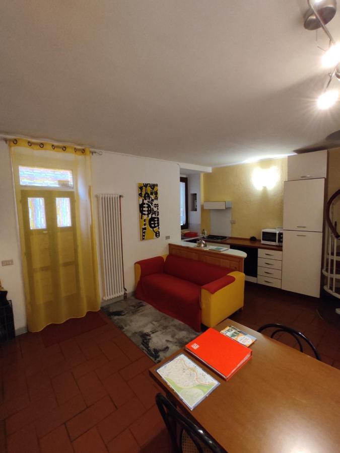 La Casa A Chiocciola Between Lake And Mountains เลียร์นา ภายนอก รูปภาพ