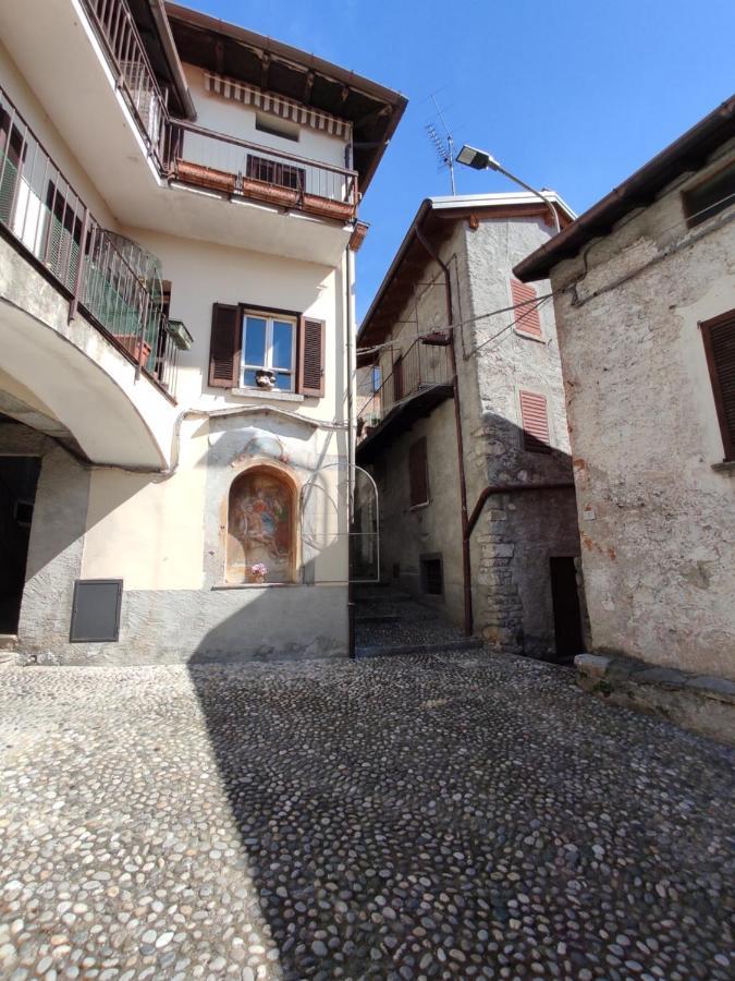 La Casa A Chiocciola Between Lake And Mountains เลียร์นา ภายนอก รูปภาพ
